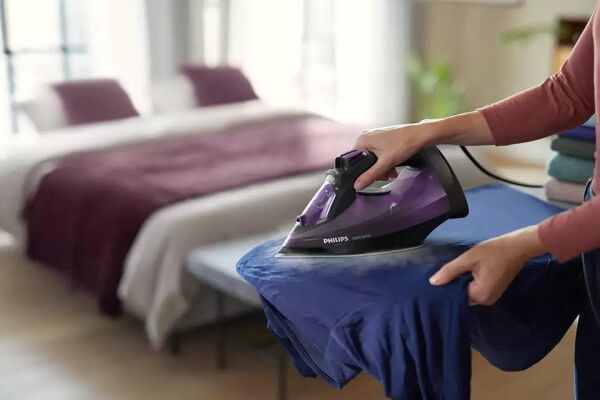 PHILIPS DST5030/80 5000 Serisi 2400 Watt ÜTÜ